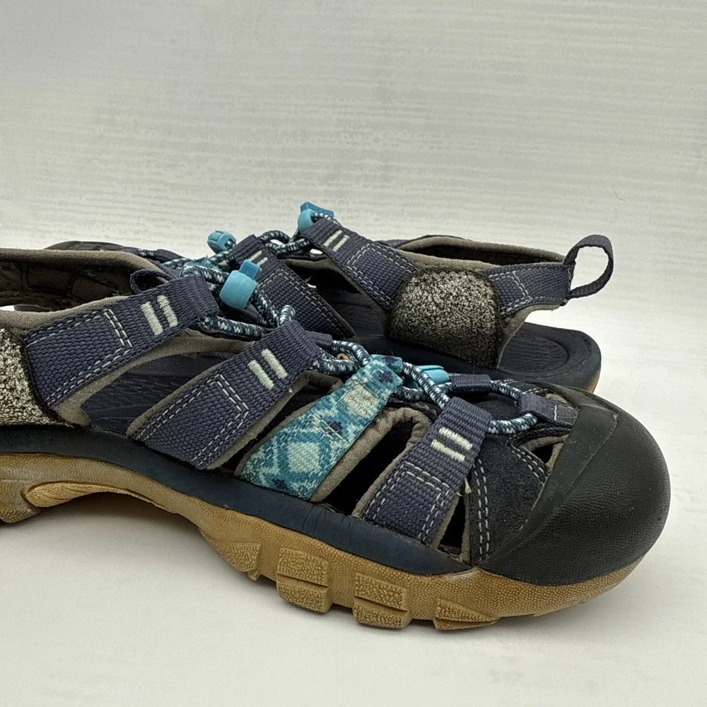 KEEN Newport H2 Navy Blue Waterproof Bumper Toe Hiking Trail Sandal Women Size 7